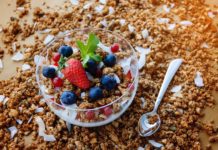 Make This Simple Vegan Sugar-Free Muesli Today!
