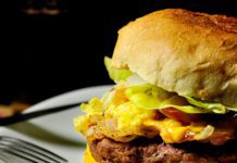 Build The Best Breakfast Sandwich With These Tips