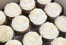 Try These Delicious Chocolate Cupcakes With Cream Cheese Frosting