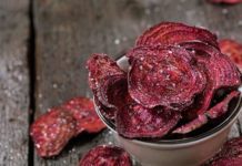These Beet Chips Are the Healthiest Snack Ever These Beet Chips Are The Healthiest Snack Ever