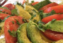 You’ll Love This Easy, Healthy, and Delicious Tomato and Avocado Salad
