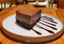 Satisfy All Your Sweet Cravings With This Chocolate Mousse Box Satisfy All Your Sweet Cravings With This Chocolate Mousse Box