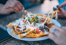 Here’s How to Make Delicious Loaded Nachos at Home