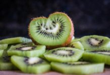 Kiwi Skins are Actually Edible and Healthy