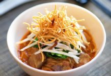 Learn How To Cook Thai Chiang Mai Noodles Learn How To Cook Thai Chiang Mai Noodles