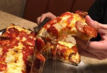 You Have to Try This Detroit-Style Pizza You Have To Try This Detroit-Style Pizza