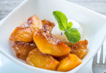 Get Fancy With These Caramelized Peaches and Vanilla Mascarpone