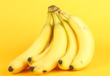 Here’s Why You Should Wash Bananas Before Peeling Them Bananas