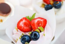 These Strawberry-Cream Muffins are the Treat You Need Strawberry cupcake