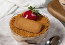 Impress Your Guests with These Easy-to-Make Lotus Cheesecake Cups Lotus cheesecake