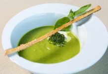 This Spinach Soup is Delicious Soup