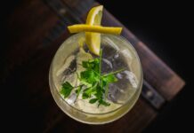 Top Off Your Next Celebration With This St. Germain Spritz St. Germain spritz